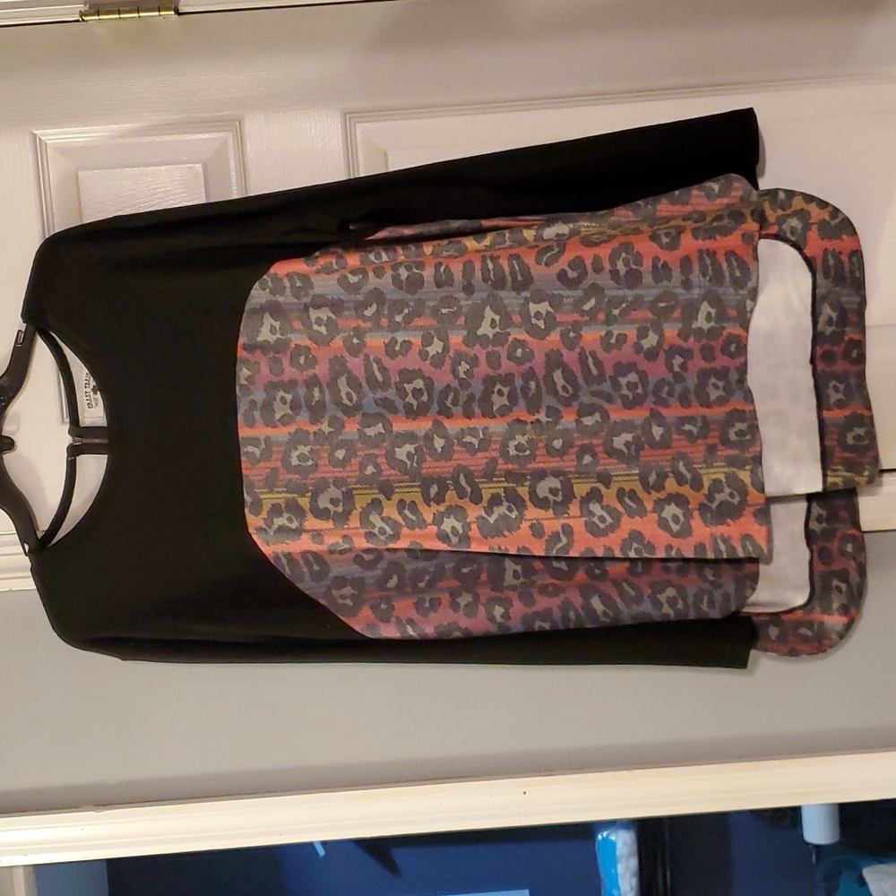 Crazy Train Boutique Top. 2x.